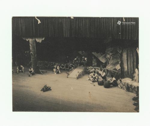 1943年舞台劇《阿里山》演出一景