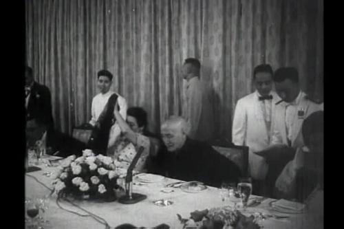 蔣（中正）總統伉儷接受駐華使節公宴